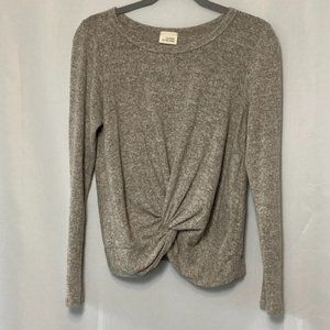 CAUTION TO THE WIND Twist Front Knit Top Long Sleeve Round Neck Sweater